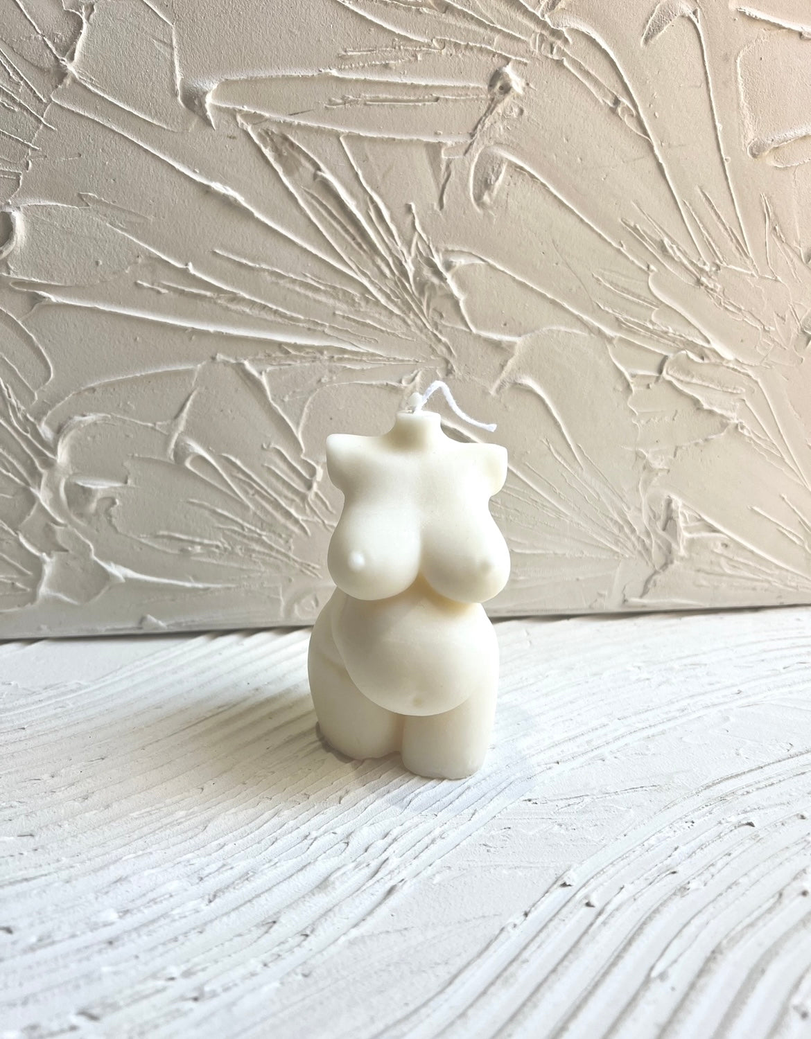 Pregnant body Candle 2