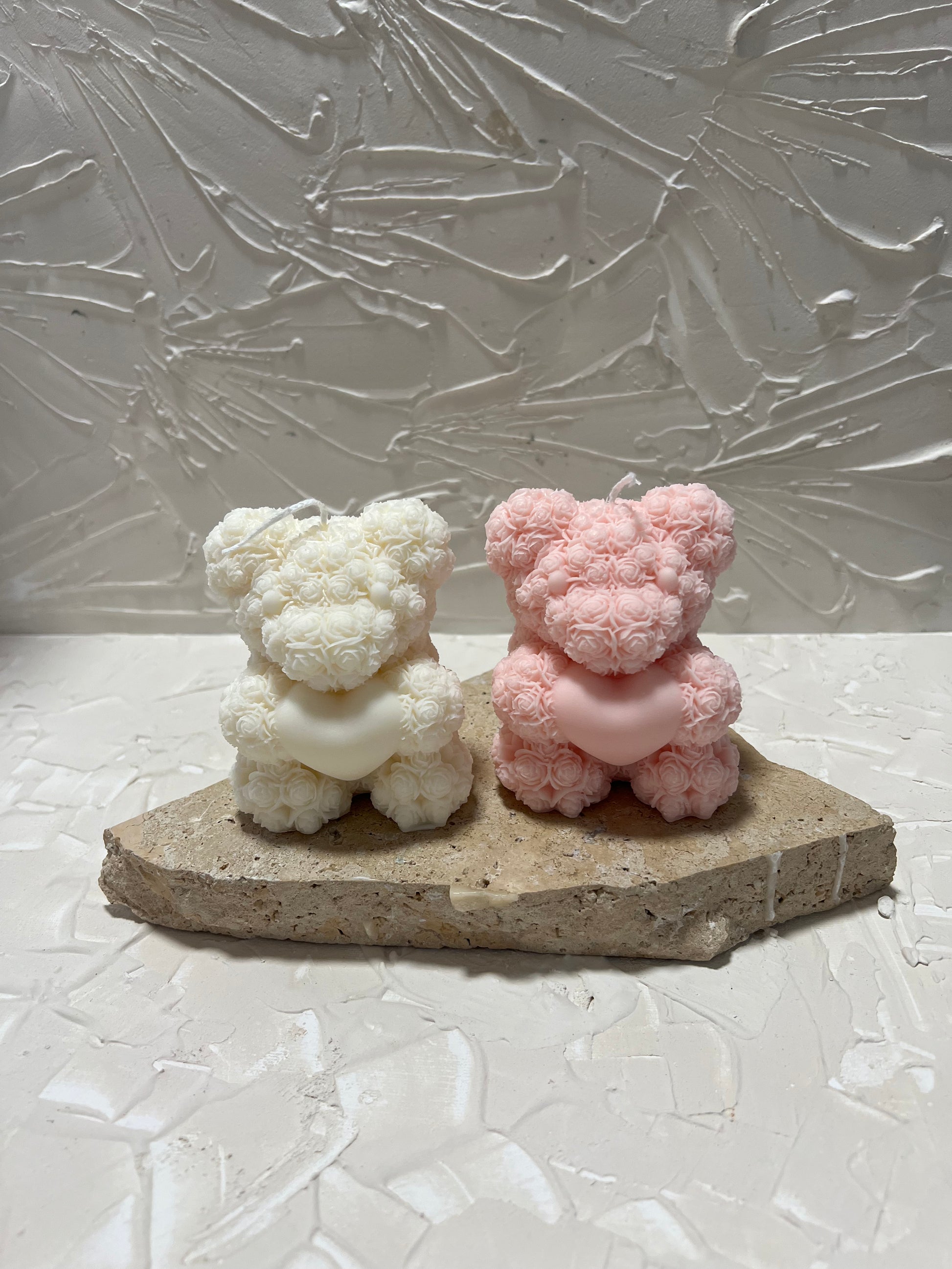 Classiicollection's handcrafted rose bear, front picture