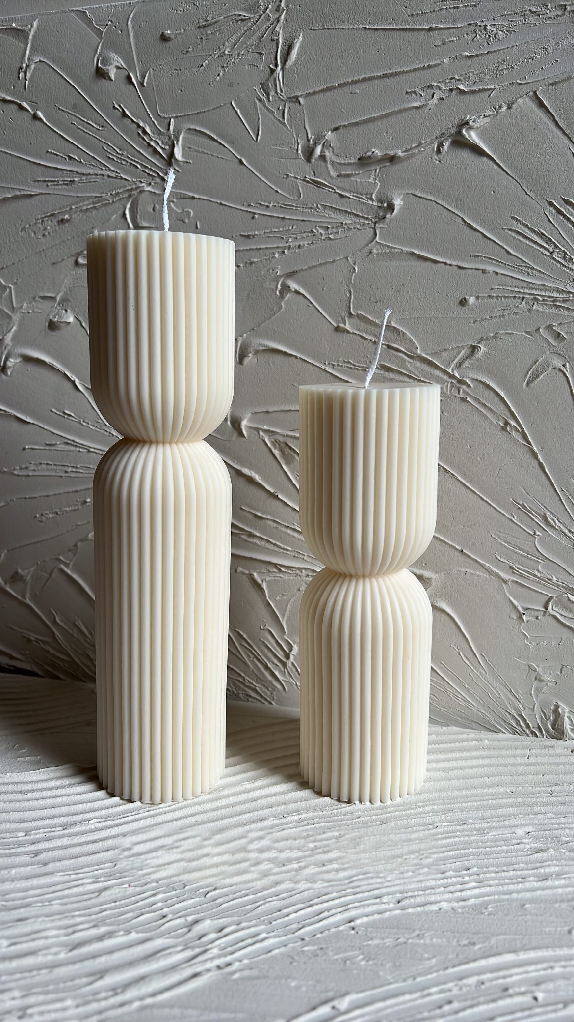 Classiicollection's handcrafted hourglass candles, front picture